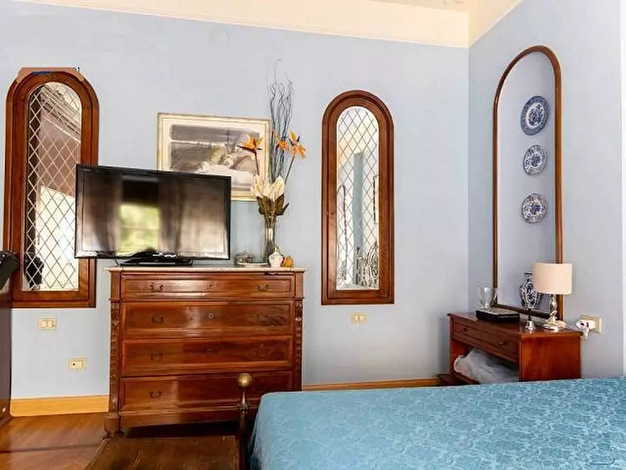 Immagine 18 di Appartamento in vendita  a Teramo