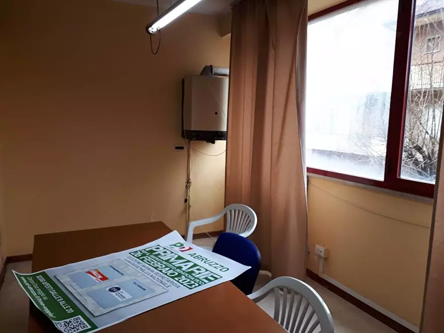 Immagine 7 di Ufficio in affitto  in Via C. Colombo a Teramo