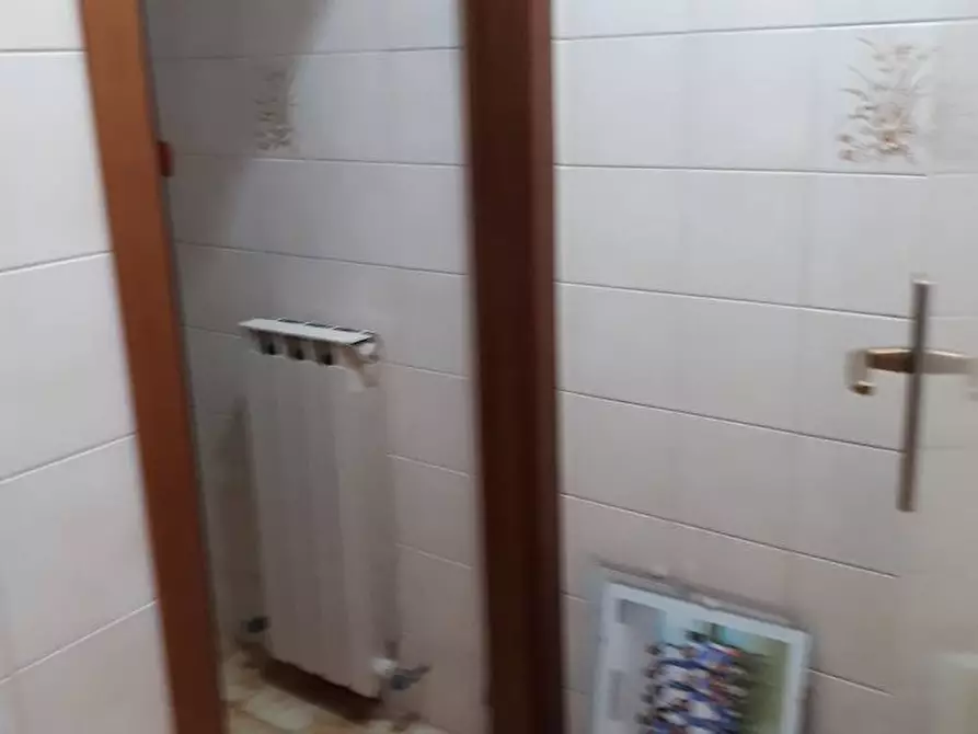 Immagine 9 di Ufficio in affitto  in Via C. Colombo a Teramo