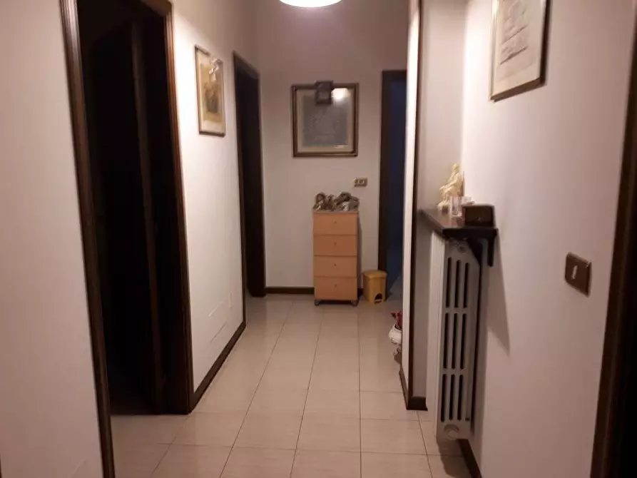 Immagine 17 di Casa indipendente in vendita  in Strada Provinciale 47 a Teramo