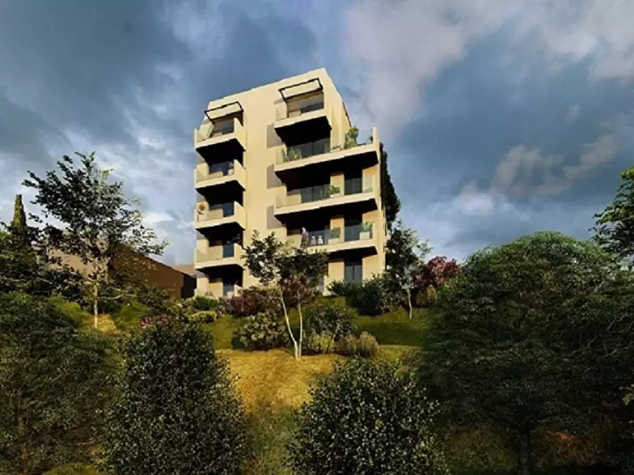 Immagine 3 di Appartamento in vendita  a Teramo