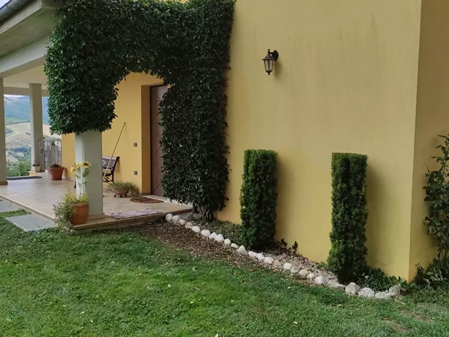Immagine 15 di Villa in vendita  in Via A. Bafile a Teramo