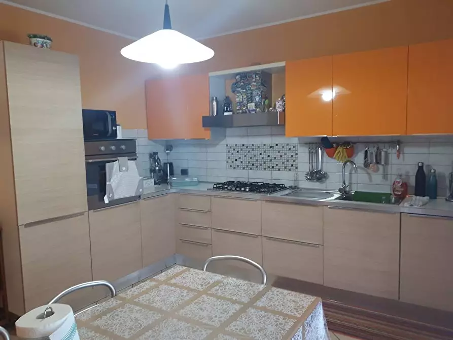 Immagine 25 di Villa in vendita  in Via A. Bafile a Teramo