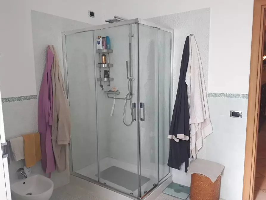 Immagine 30 di Villa in vendita  in Via A. Bafile a Teramo