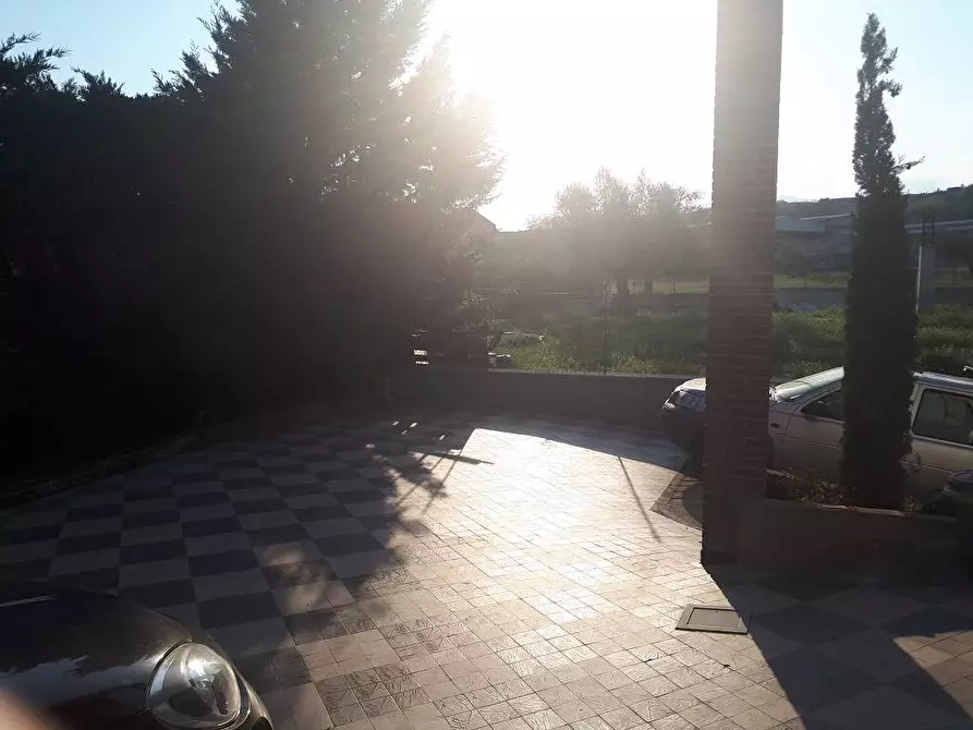 Immagine 6 di Locale commerciale in affitto  in Via C. Bruschelli a Teramo