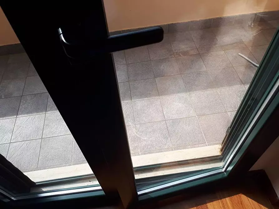 Immagine 30 di Villa in vendita  in Via Giorgio Perlasca a Teramo