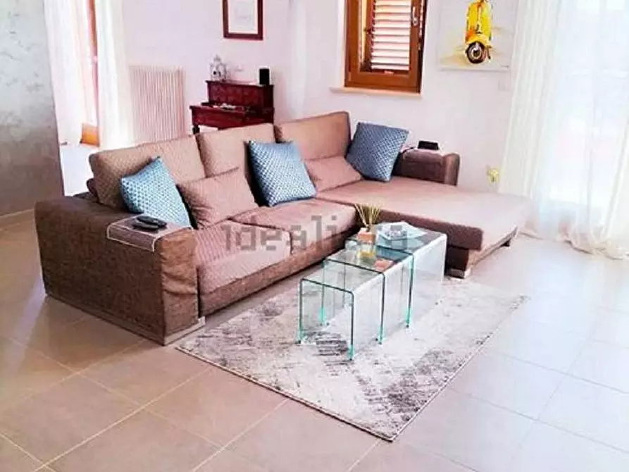 Immagine 2 di Appartamento in vendita  in Via Montezebio a Giulianova