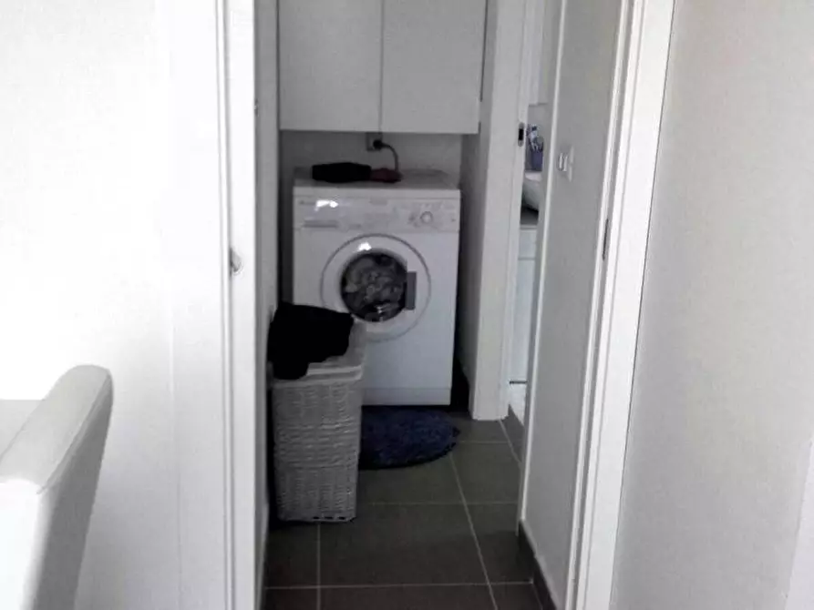 Immagine 6 di Appartamento in vendita  in Via Montezebio a Giulianova