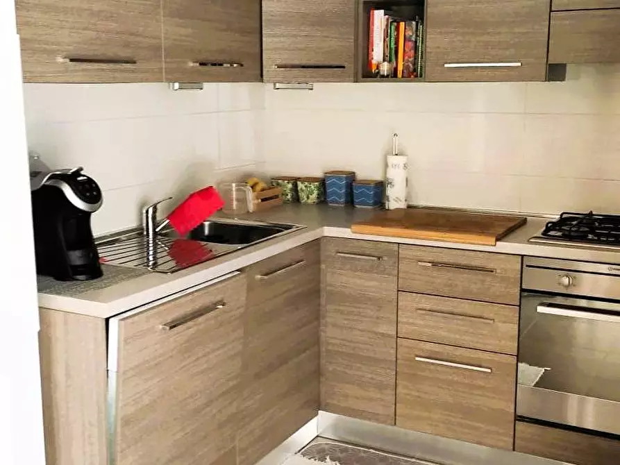 Immagine 9 di Appartamento in vendita  in Via Montezebio a Giulianova