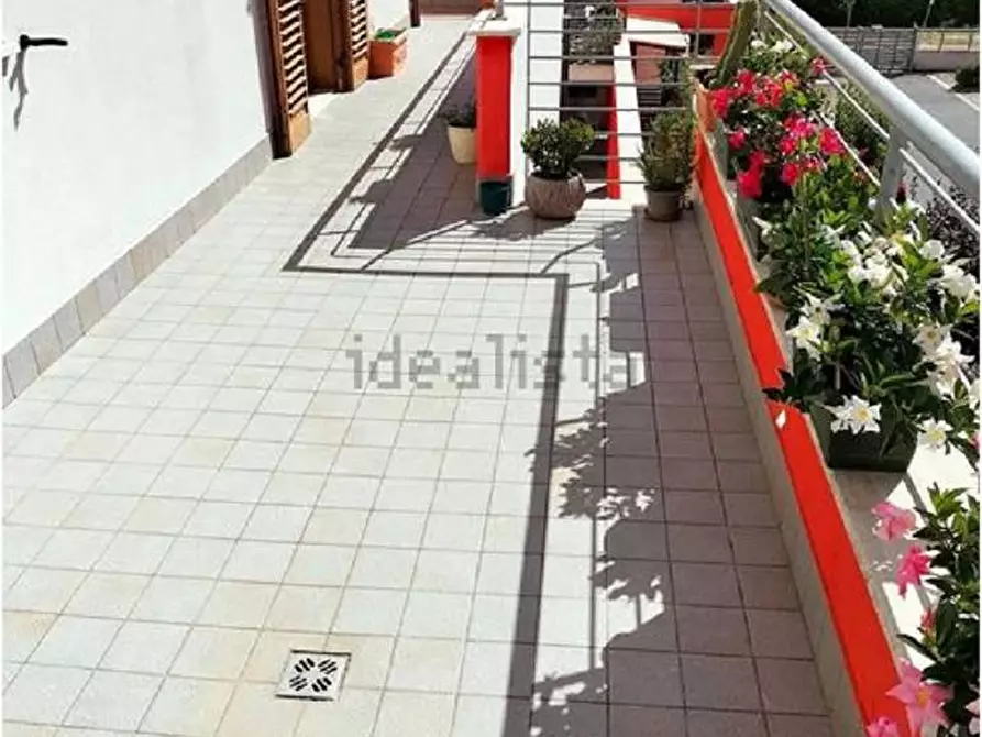 Immagine 17 di Appartamento in vendita  in Via Montezebio a Giulianova