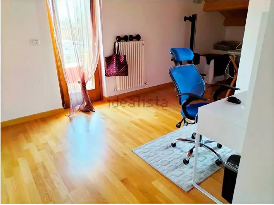 Immagine 28 di Appartamento in vendita  in Via Montezebio a Giulianova