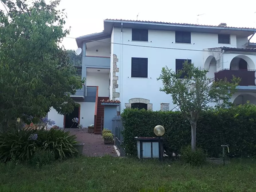 Immagine 1 di Casa indipendente in vendita  in Via Nazionale a Civitella Del Tronto