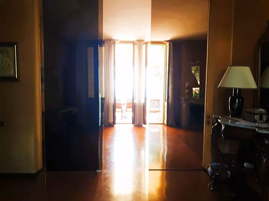 Immagine 10 di Villa in vendita  in Viale dello Splendore a Giulianova