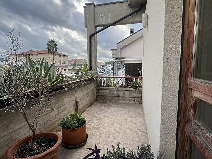 Immagine 12 di Casa indipendente in vendita  in Via Salvo D'Acquisto a Teramo