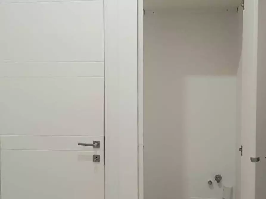 Immagine 15 di Appartamento in vendita  in Via Pietro Nenni a Teramo