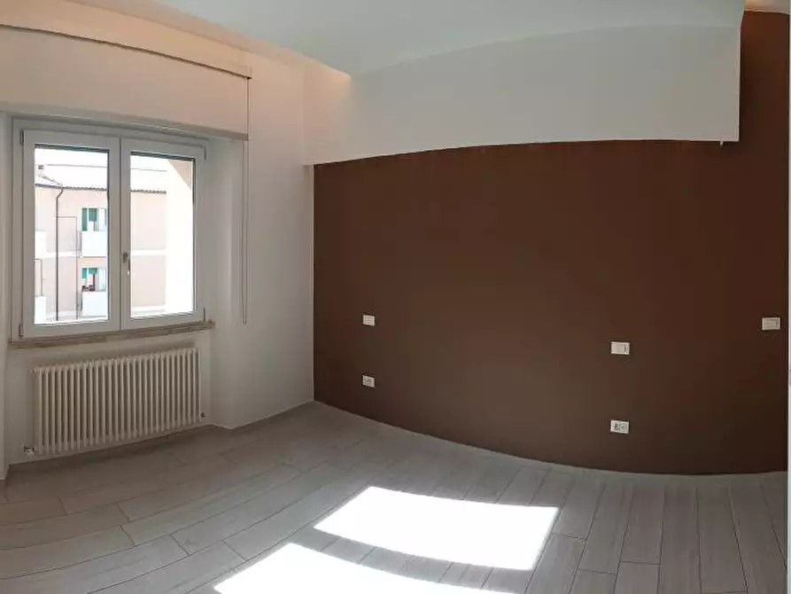 Immagine 21 di Appartamento in vendita  in Via Pietro Nenni a Teramo