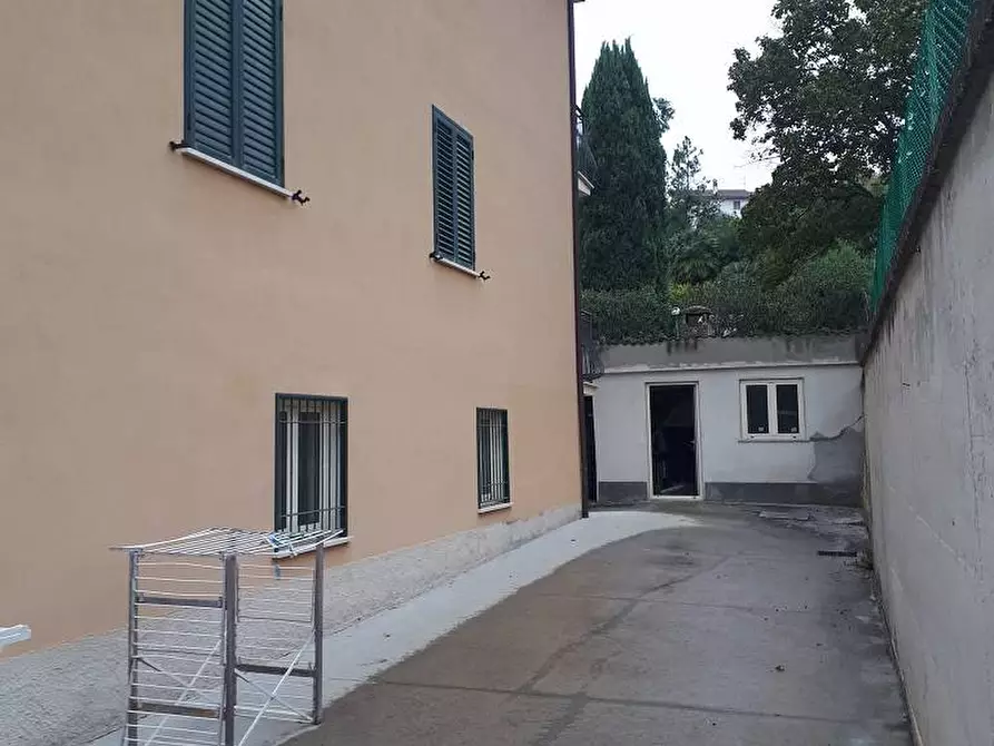 Immagine 5 di Casa semindipendente in vendita  in C. da Mezzanotte a Teramo