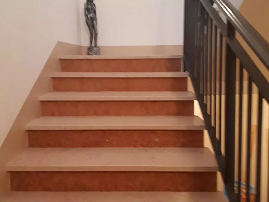 Immagine 6 di Casa semindipendente in vendita  in C. da Mezzanotte a Teramo