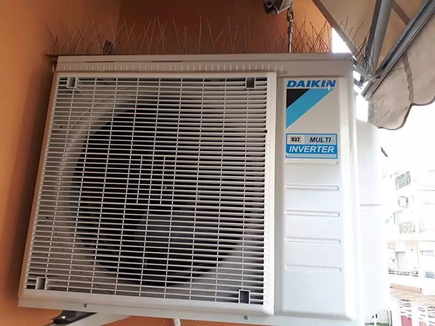 Immagine 22 di Appartamento in vendita  in Via Zola a Giulianova