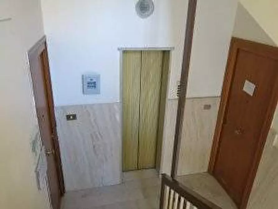 Immagine 4 di Ufficio in vendita  in Via Ammiraglio Paolo Thaon Di Revel a Palermo