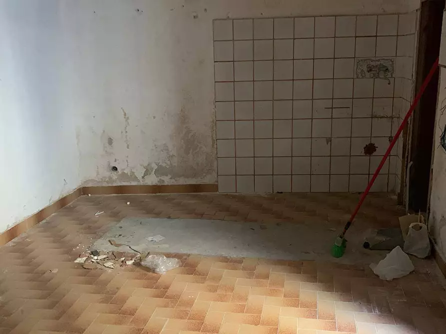 Immagine 7 di Magazzino in affitto  in Via Giuseppe Mario Puglia a Palermo