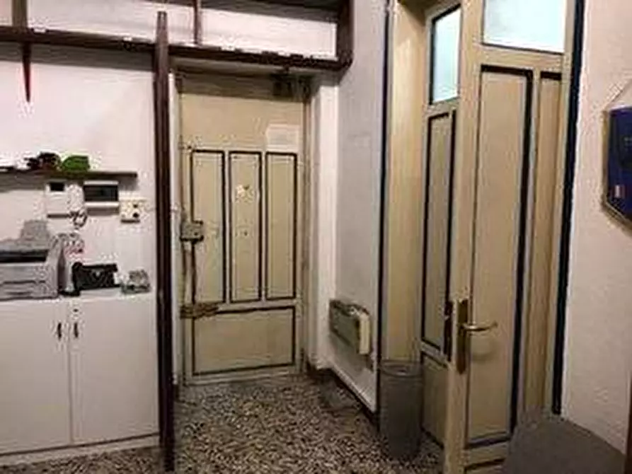 Immagine 3 di Appartamento in vendita  in Via Trapani a Palermo