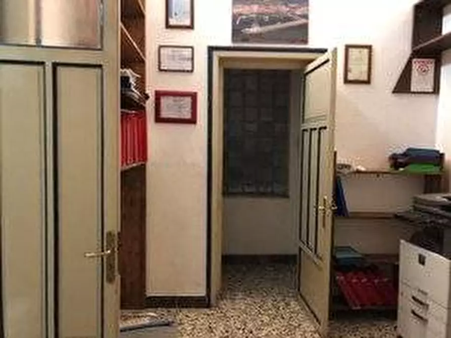 Immagine 4 di Appartamento in vendita  in Via Trapani a Palermo