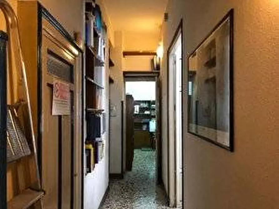 Immagine 11 di Appartamento in vendita  in Via Trapani a Palermo