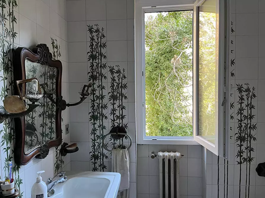 Immagine 28 di Appartamento in vendita  in Via Della Liberta' a Palermo