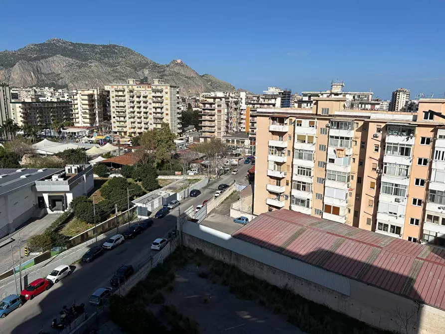 Immagine 9 di Appartamento in vendita  in Via Raffaello a Palermo