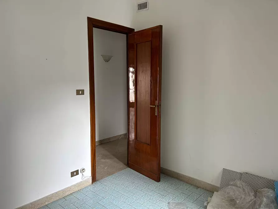 Immagine 29 di Appartamento in affitto  in VIA DEL BERSAGLIERE a Palermo