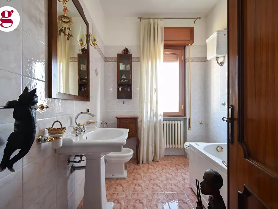 Immagine 25 di Appartamento in vendita  in Via Tremiti a Vasto