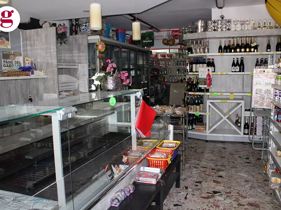Immagine 5 di Locale commerciale in vendita  in Corso Zara a Vasto