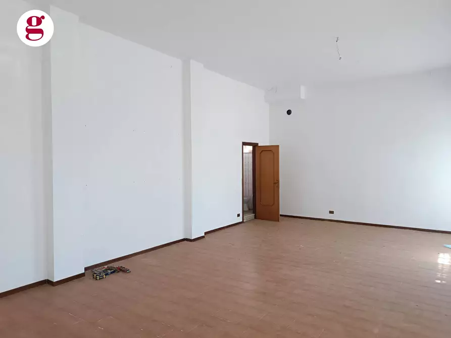 Immagine 9 di Locale commerciale in affitto  in Via delle Gardenie a Vasto