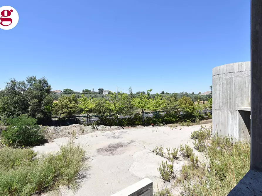 Immagine 17 di Attività commerciale in vendita  in Strada Statale 16 Nord a Vasto