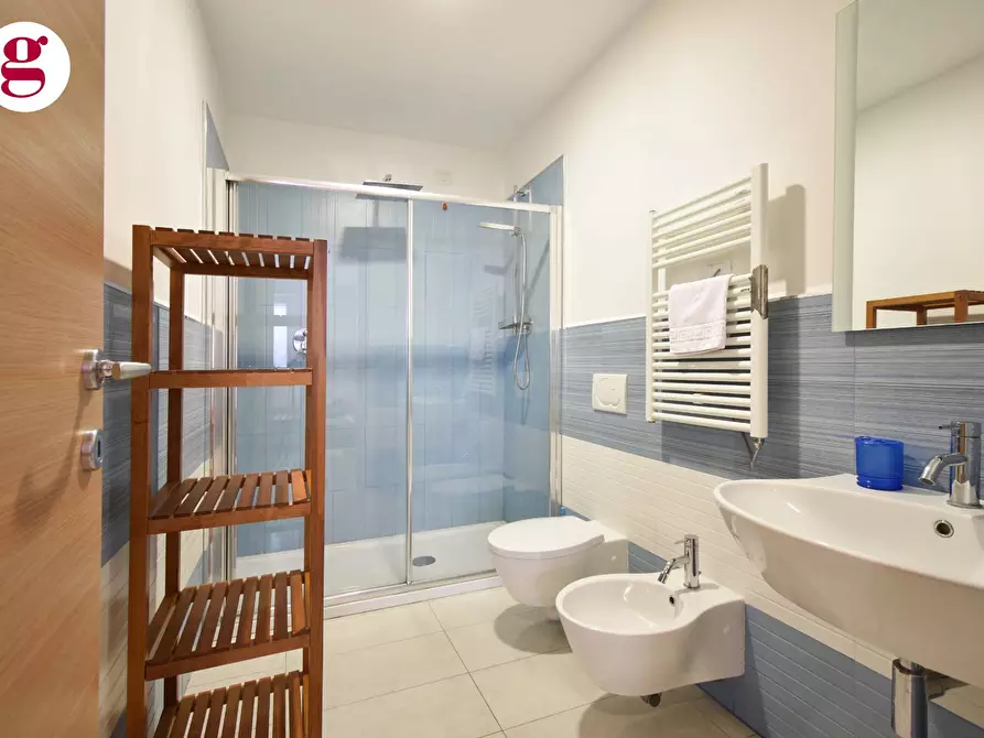 Immagine 11 di Appartamento in vendita  in Via Bizet a Vasto