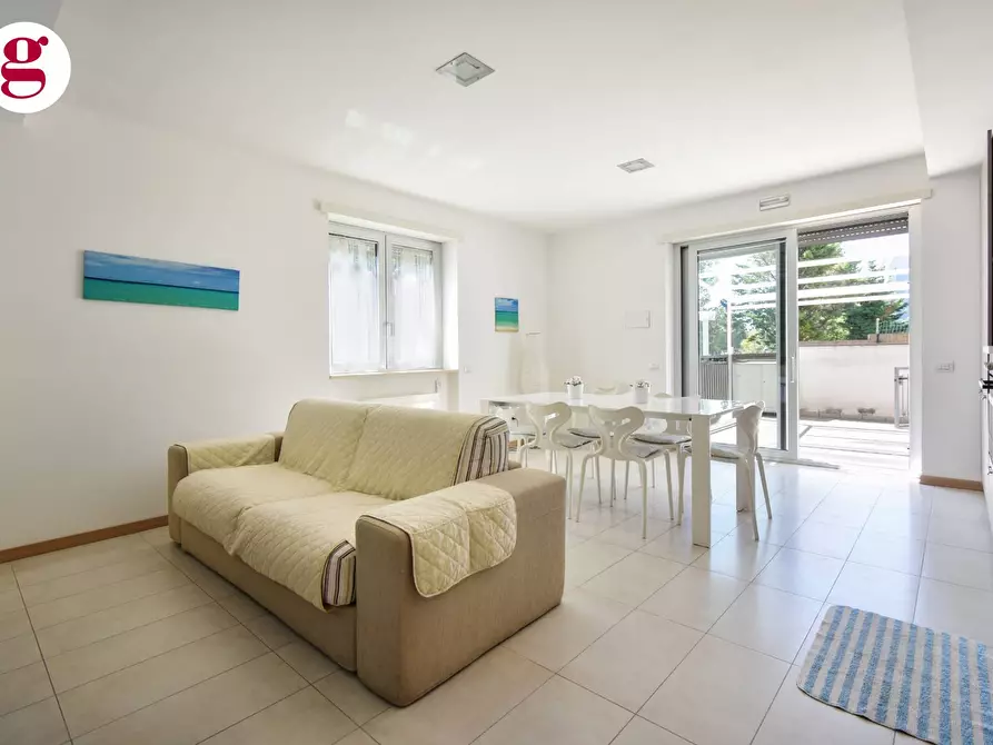 Immagine 17 di Appartamento in vendita  in Via Bizet a Vasto