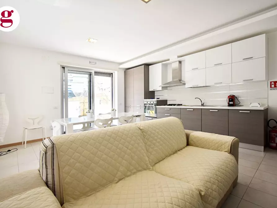 Immagine 18 di Appartamento in vendita  in Via Bizet a Vasto