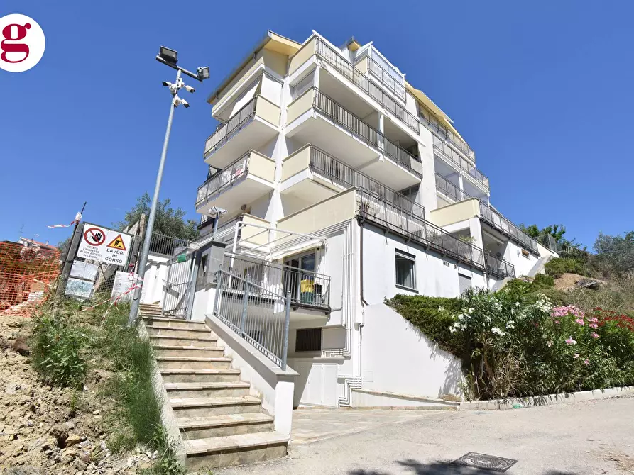 Immagine 24 di Appartamento in vendita  in Via Bizet a Vasto