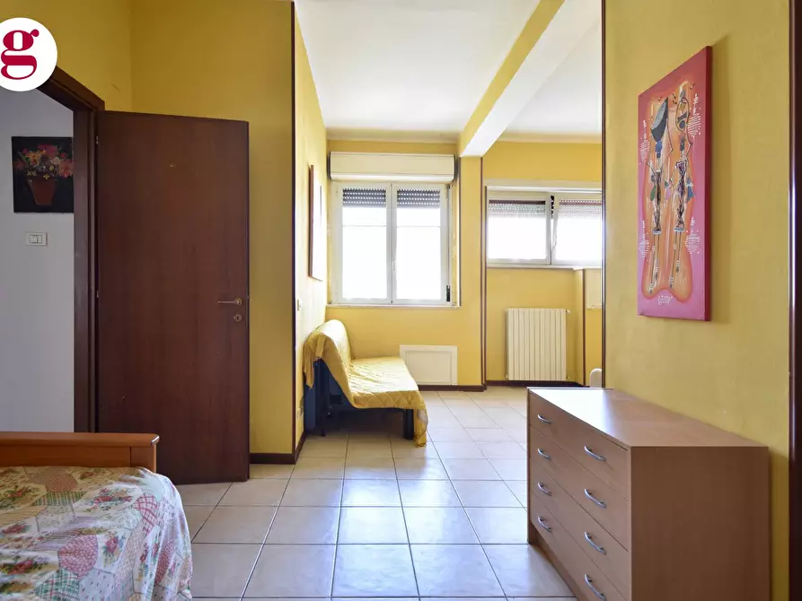 Immagine 4 di Appartamento in vendita  in Viale Raffaele Paolucci a Vasto