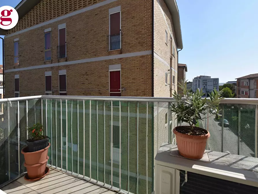 Immagine 14 di Appartamento in vendita  in Viale Raffaele Paolucci a Vasto