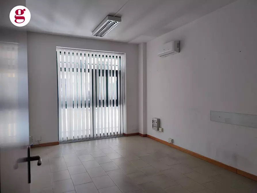 Immagine 9 di Locale commerciale in affitto  in Via del Porto a Vasto