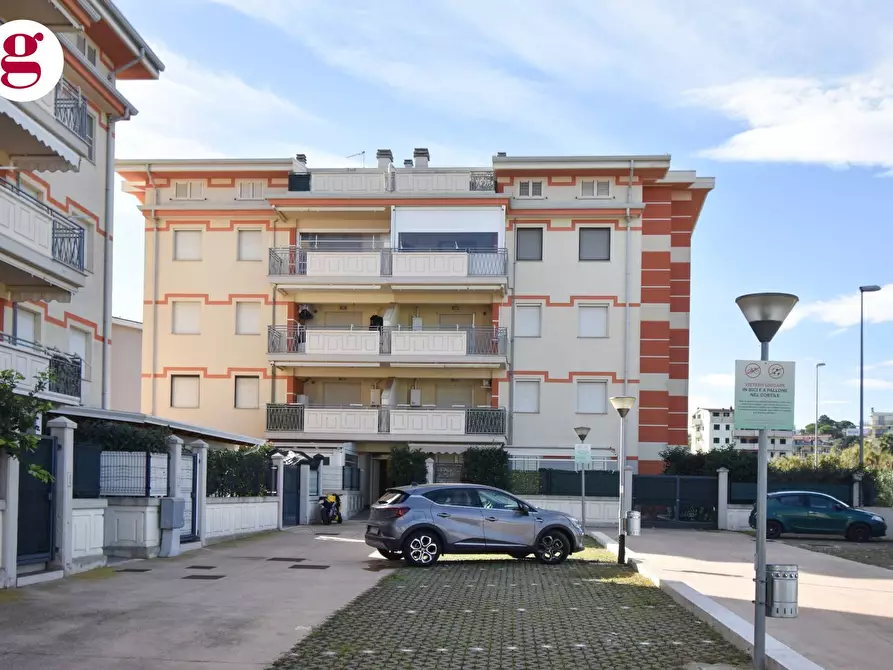 Immagine 20 di Appartamento in vendita  in Strada Statale 16 Sud a Vasto