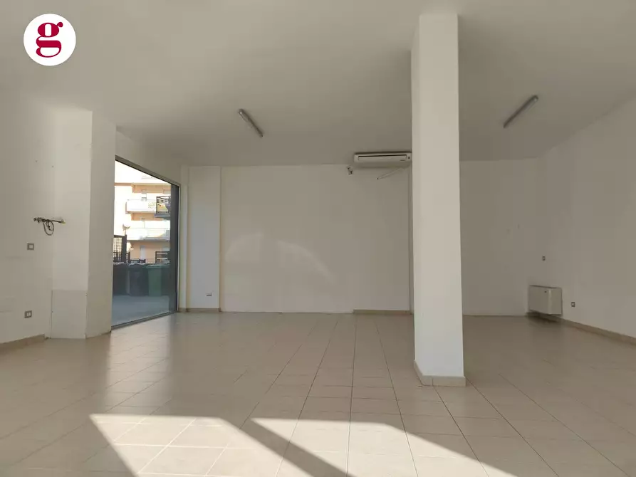 Immagine 3 di Locale commerciale in affitto  in Via Alessandrini a Vasto