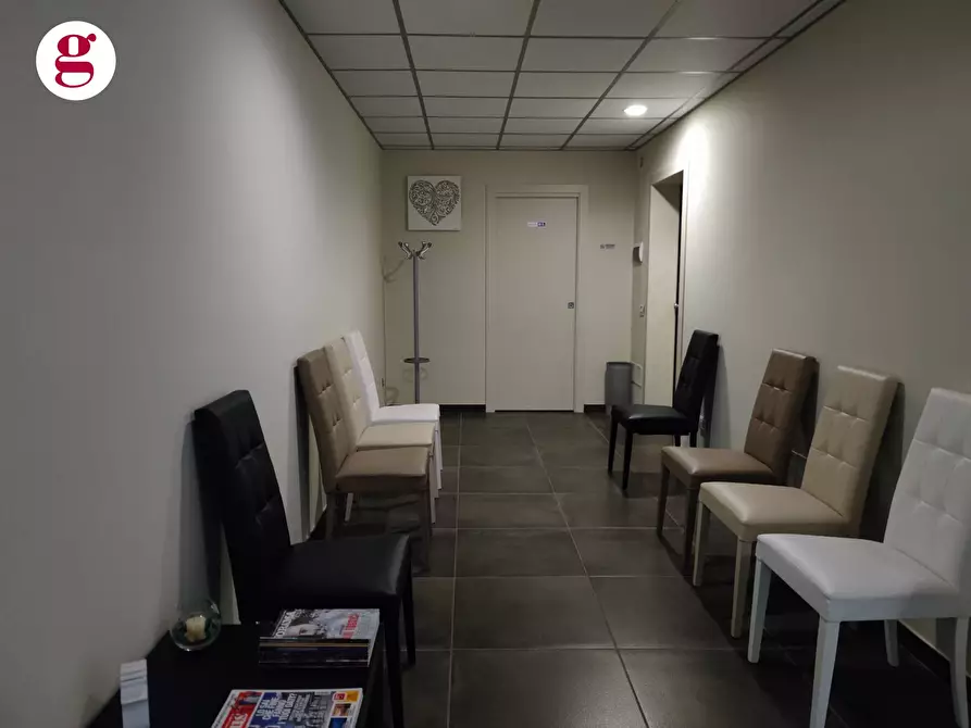 Immagine 14 di Ufficio in affitto  in Via Giulio Cesare a Vasto