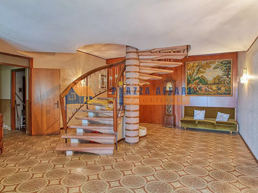 Immagine 21 di Villa in vendita  in via Vittorio Veneto a Oggiona Con Santo Stefano