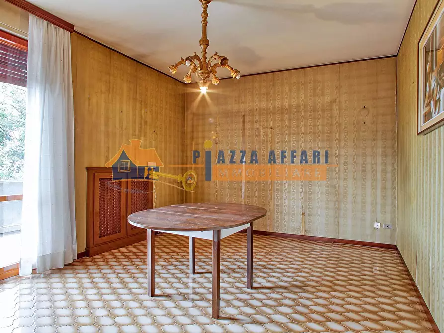 Immagine 30 di Villa in vendita  in via Vittorio Veneto a Oggiona Con Santo Stefano