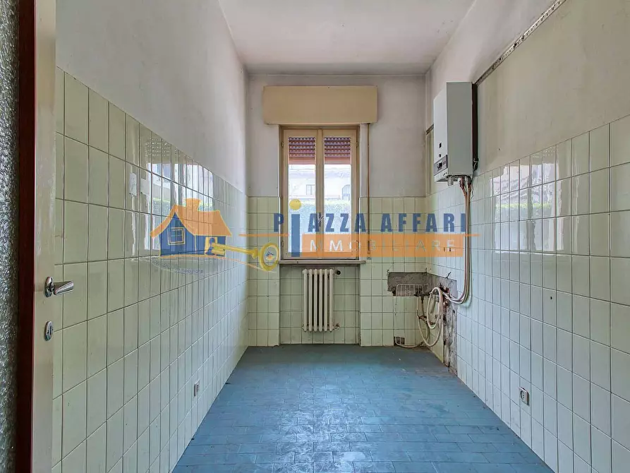 Immagine 15 di Appartamento in vendita  in via Caronno Varesino a Morazzone