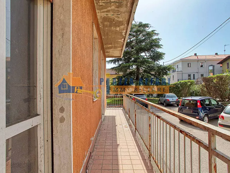 Immagine 20 di Appartamento in vendita  in via Caronno Varesino a Morazzone