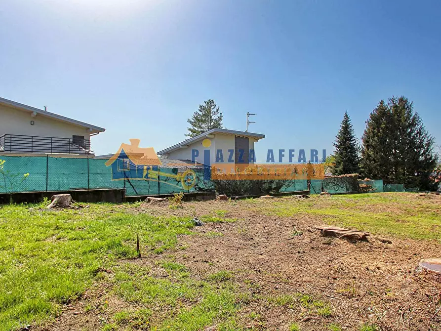 Immagine 6 di Terreno residenziale in vendita  in via Radaelli a Caronno Varesino